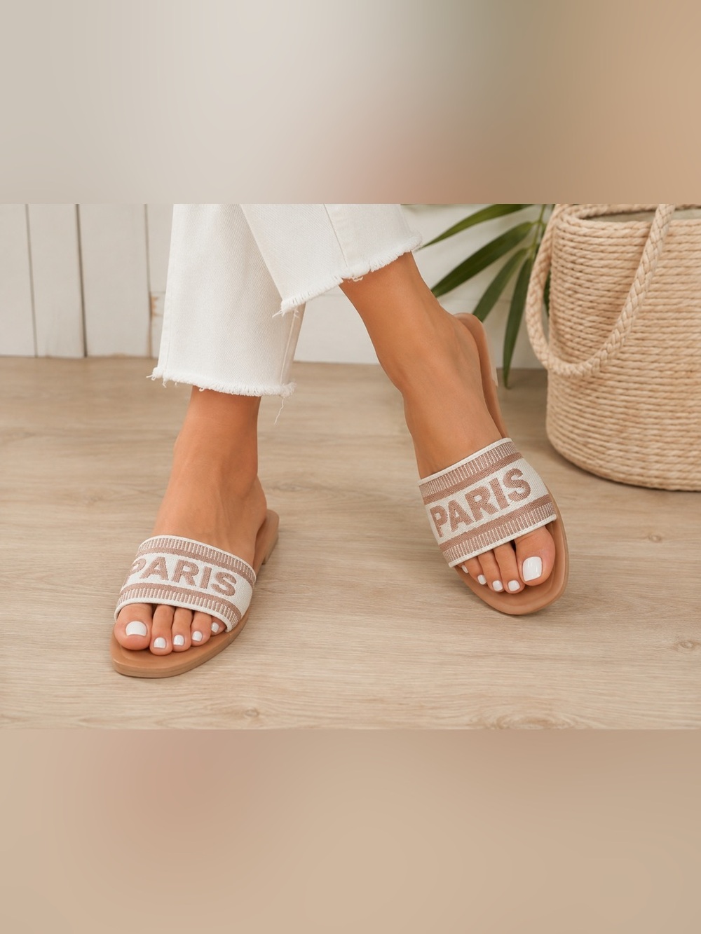 Paris Neutral Slide Sandals Tan Cream Size 40 NWOT